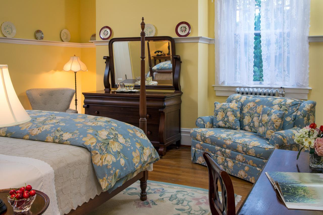 Mercersburg Inn Εξωτερικό φωτογραφία